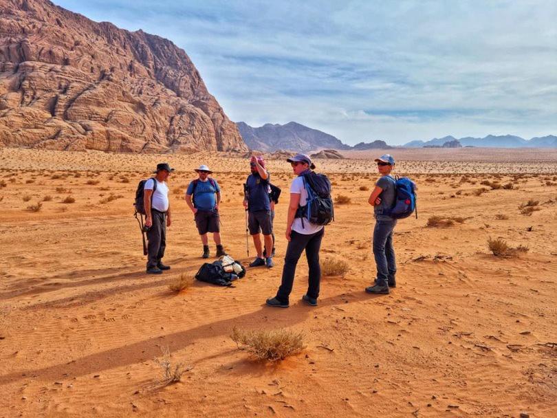 Wadi Rum Bedouin Way Camp Extérieur photo